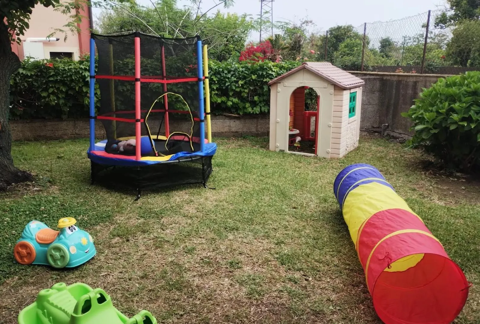 Homestay Route 114 Apartment Acireale