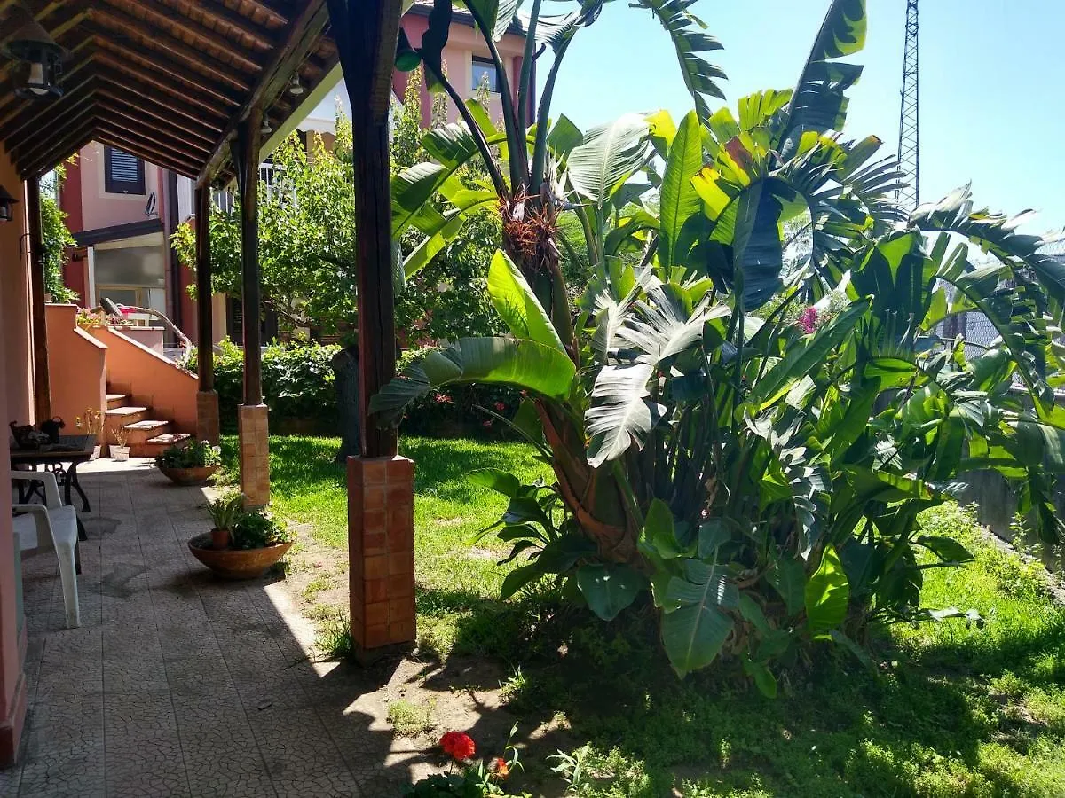 Homestay Route 114 Apartment Acireale Italy