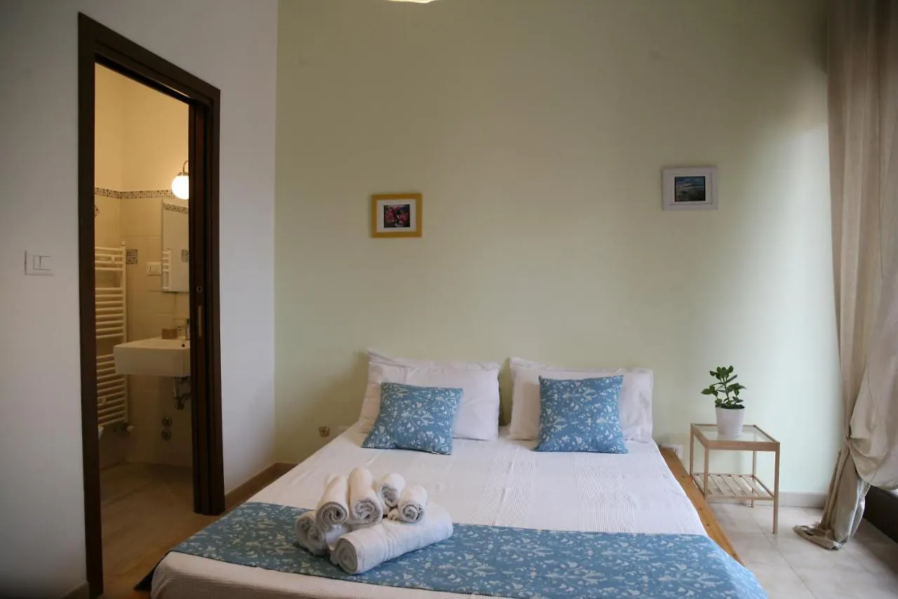 Homestay Route 114 Apartment Acireale Italy