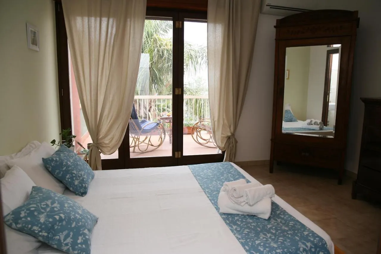 Route 114 Apartment Acireale Homestay